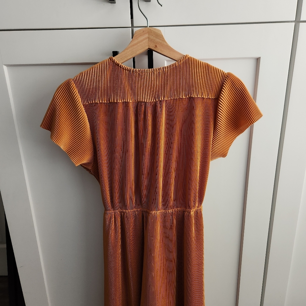 Baltic Born Athena Pleated Burnt Orange Maxi Dress Size Small - Picture 9 of 11